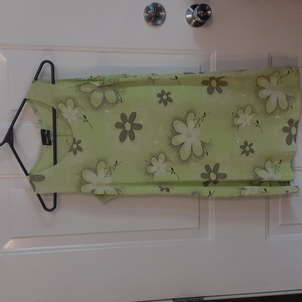 Floral summer dress size large